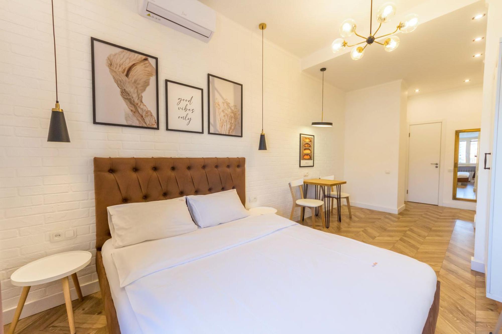Arena Apartments Baseina Area Киев Екстериор снимка